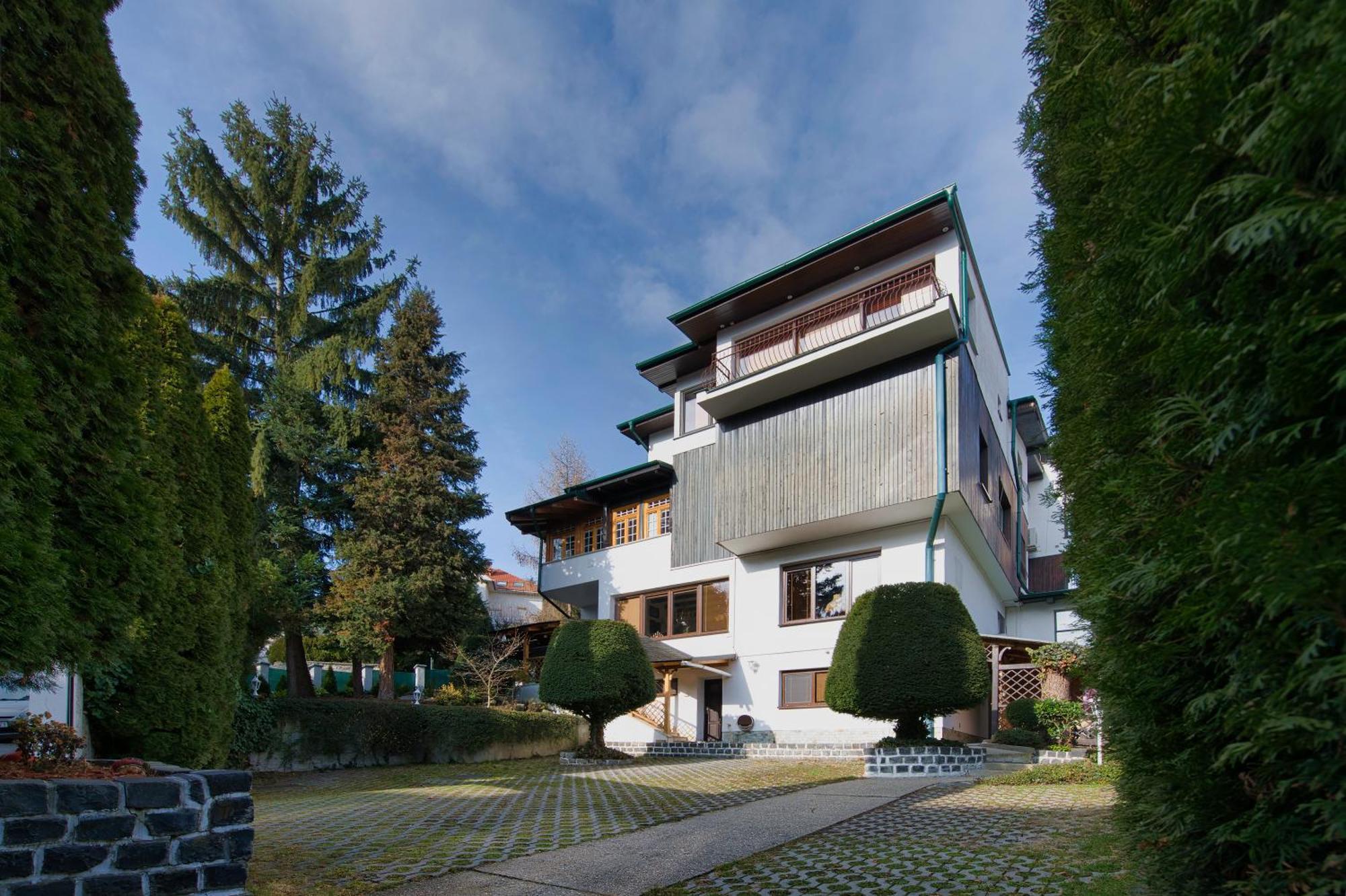 Panoramic Castle Suite With Free Private Parking ブラチスラヴァ エクステリア 写真